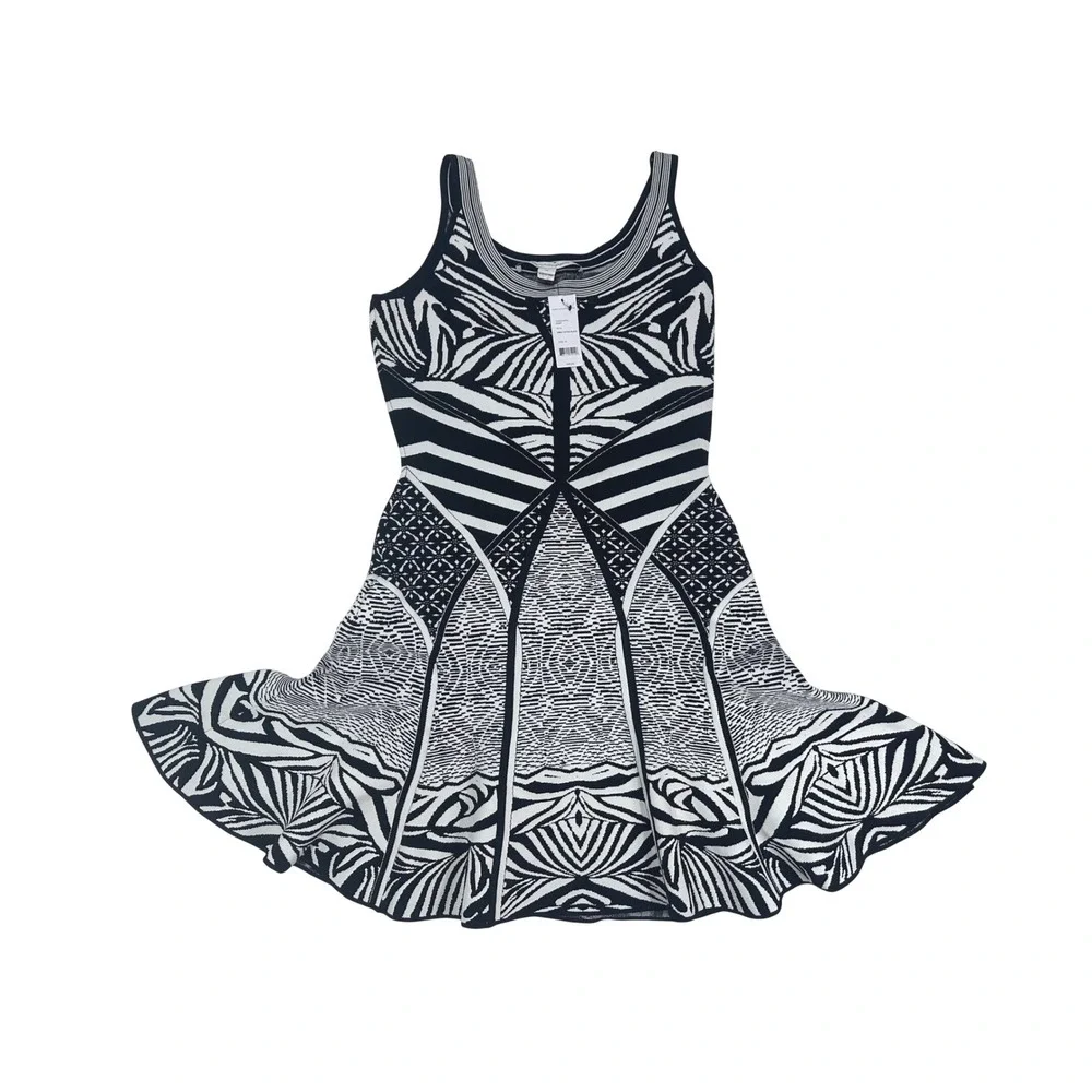 Diane von Furstenberg Fanny Zebra Tattoo Black Knit Dress D8560529M14 Size M - Picture 1 of 7